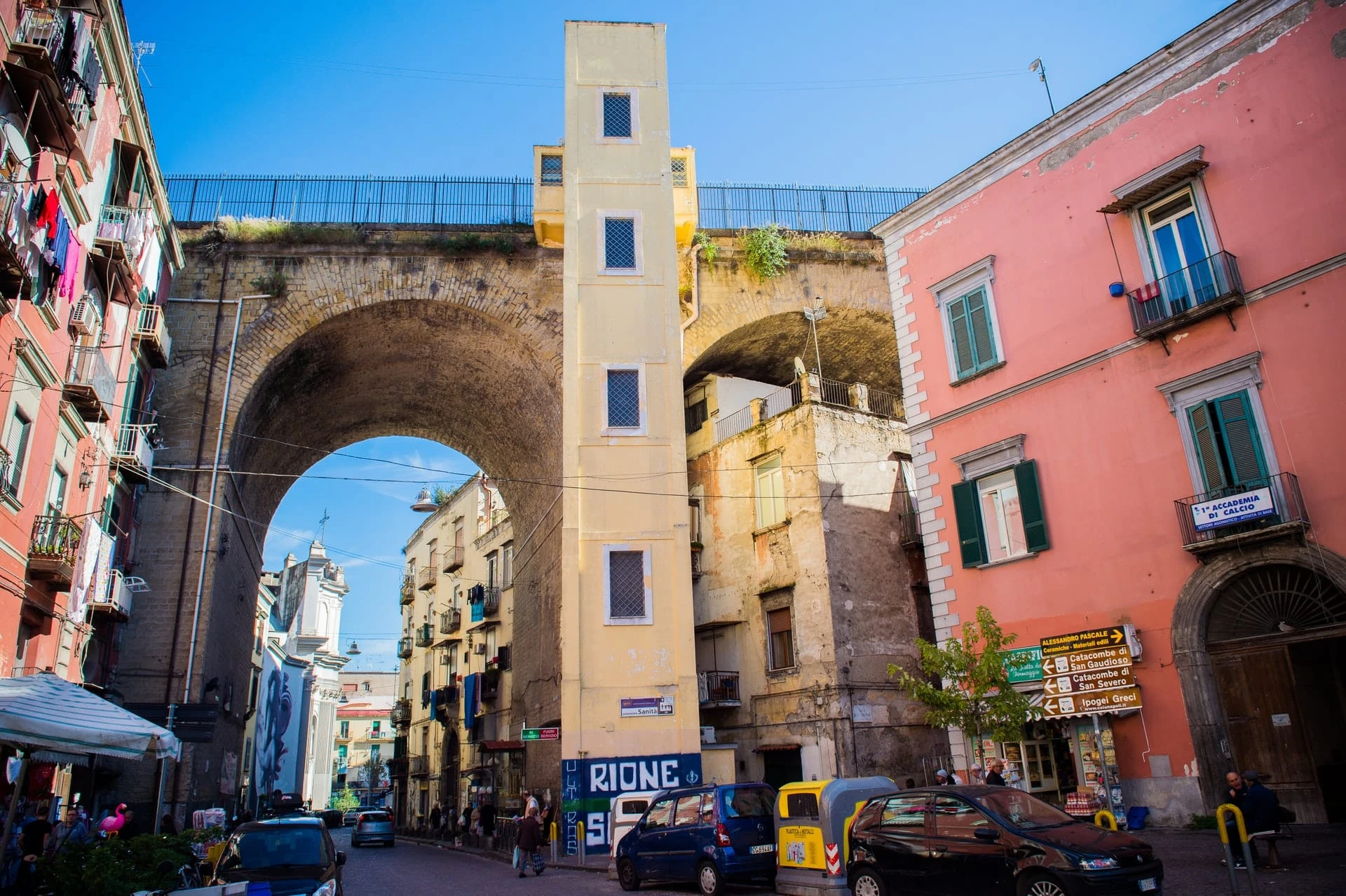 quartieri napoli